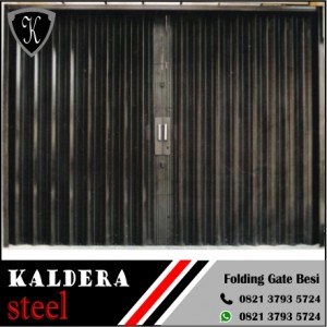 Folding gate Gunung kidul