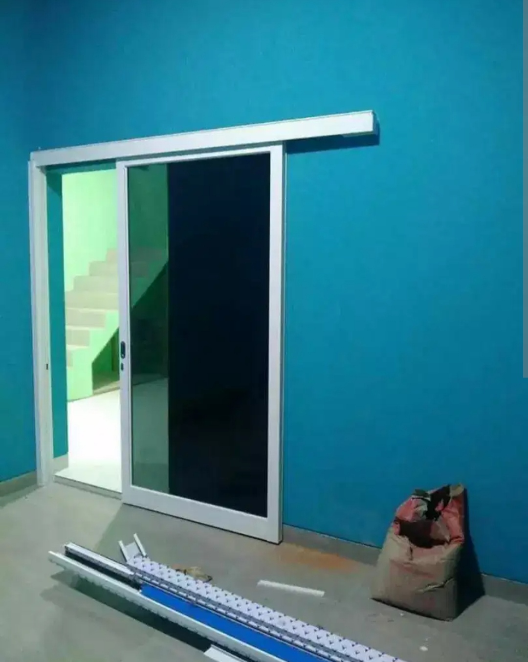 pintu sliding minimalis
